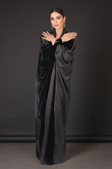 Mirror of Noor Abaya