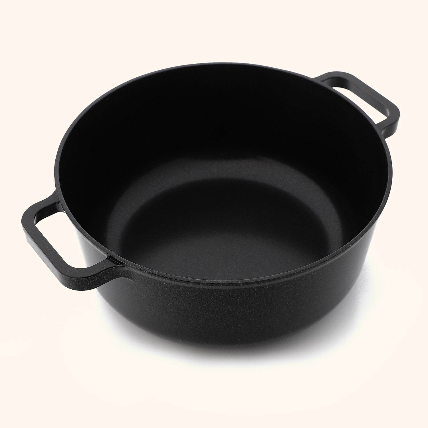 Alma Ceramic Pot  With Glass Lid