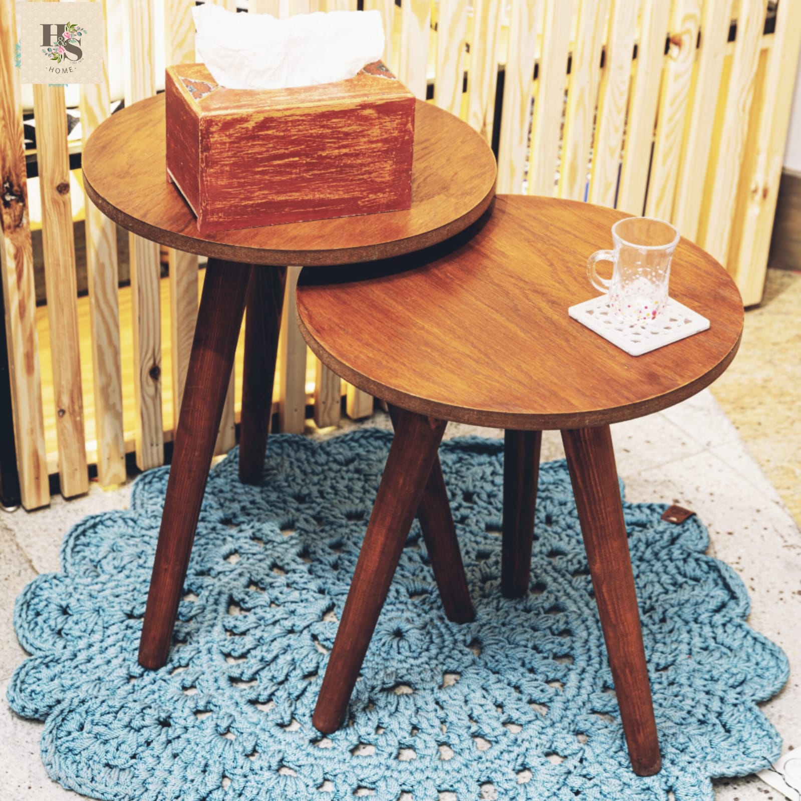 Natural wood side tables set