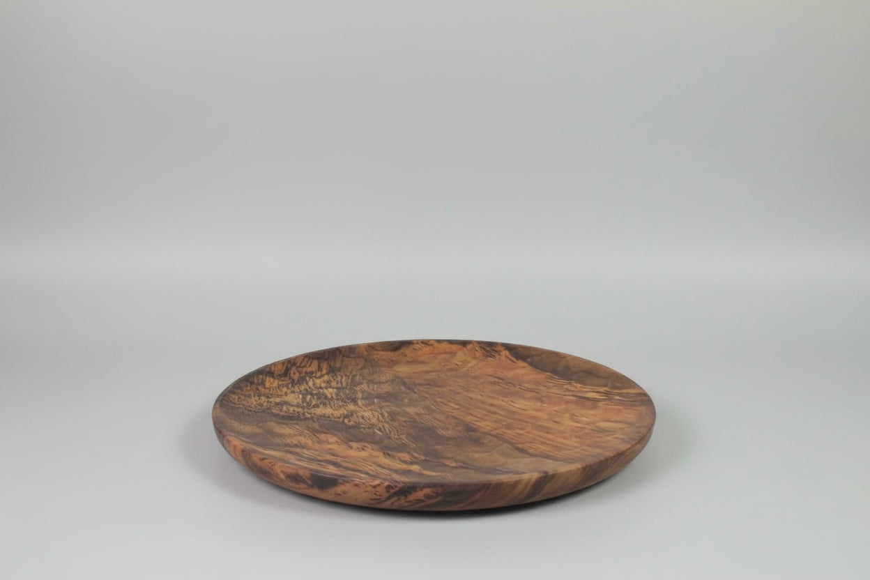 Round Ribbed Serving Plate